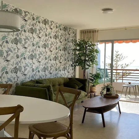 Vistas Al Mar Y Terraza Albufera شقة